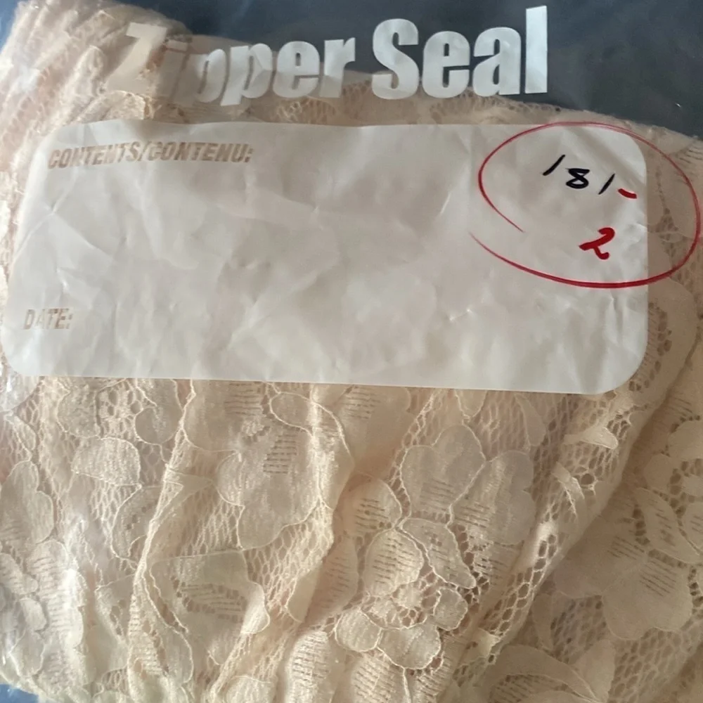 FOREVER 21, Light Pink lace summer short sleeved dress. - Picture 11 of 11